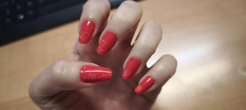 nail val