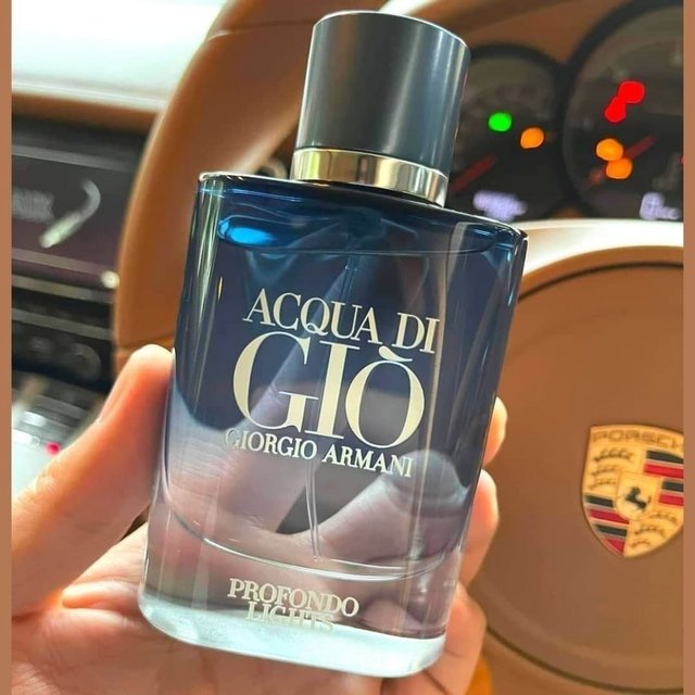 Acqua Di Giò Profondo Lights Giorgio Armani Eau de Parfum – Perfume Masculino 75ml