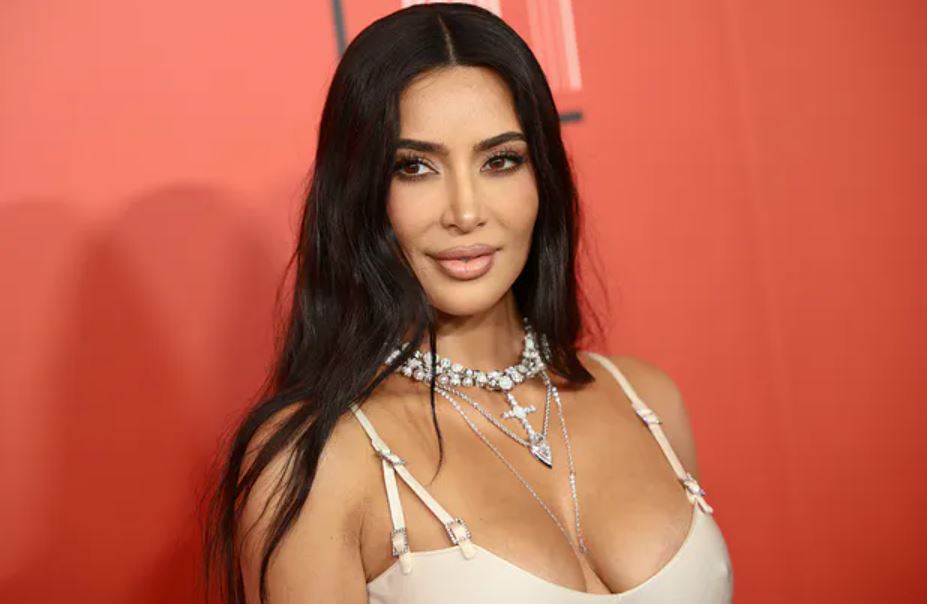 z26418490-ICR-Kim-Kardashian.jpg