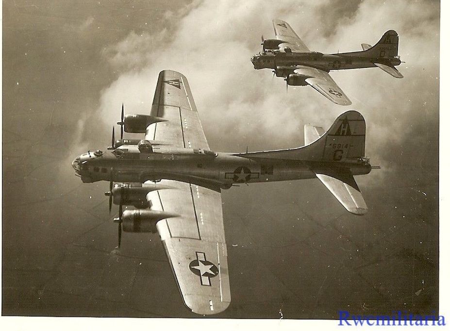 #44-6814; CHOO-Z-SUZY in Flight (#2)