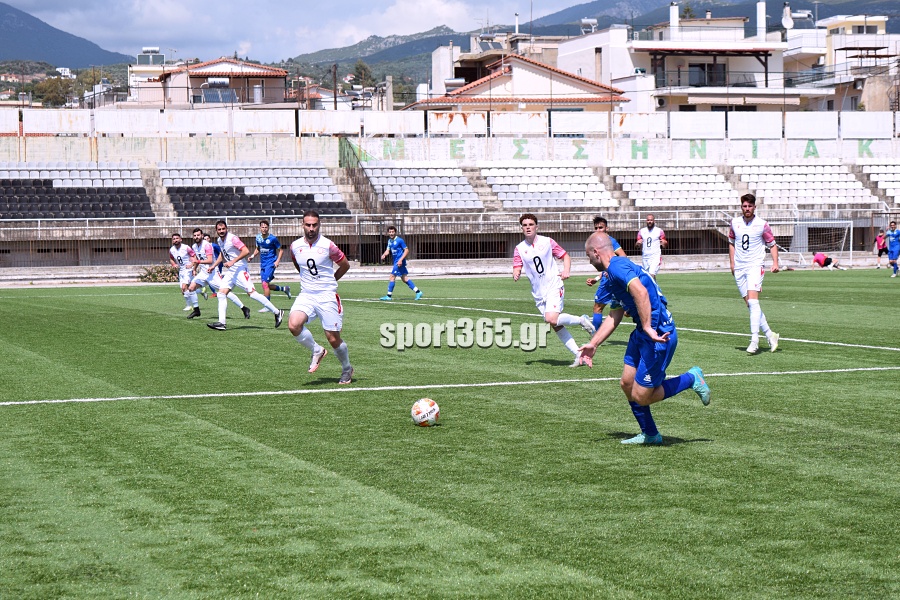 , &Pi;&alpha;&nu;&theta;&omicron;&upsilon;&rho;&iota;&alpha;&kappa;ό&sigmaf;- &Pi;&alpha;&lambda;&lambda;&eta;&xi;&omicron;&upsilon;&rho;&iota;&alpha;&kappa;ό&sigmaf; 3-0: &Mu;&epsilon; &tau;&omicron; &delta;&epsilon;&xi;ί &sigma;&tau;&alpha; &mu;&pi;&alpha;&rho;ά&zeta; &mu;&epsilon; &chi;&alpha;&tau; &tau;&rho;&iota;&kappa; &tau;&omicron;&upsilon; &Alpha;&gamma;&gamma;&epsilon;&lambda;ή (&phi;&omega;&tau;&omicron;&gamma;&rho;&alpha;&phi;ί&epsilon;&sigmaf;)