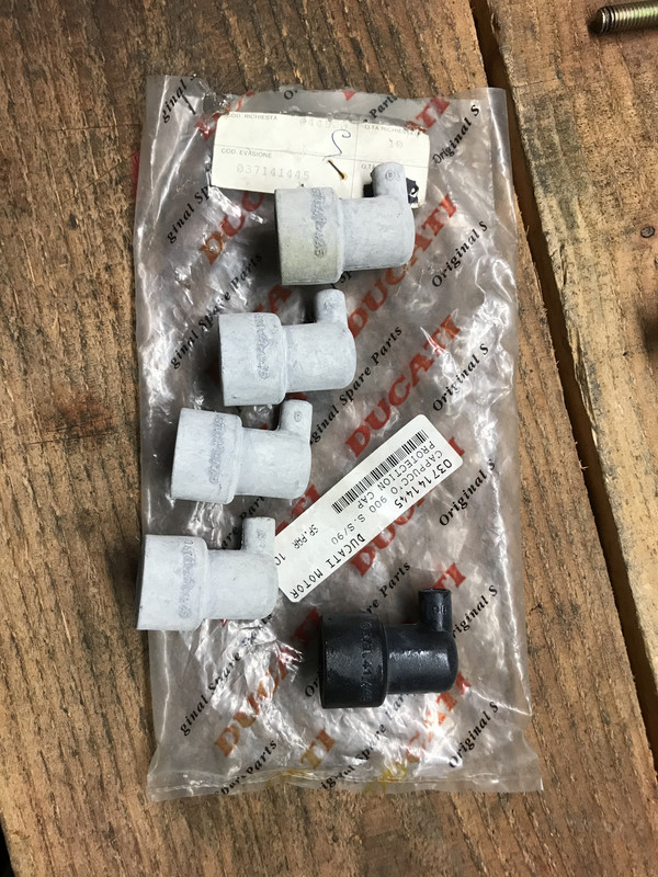 8848CE43-C9EF-4C07-ABD2-4C9BE03CFBC6