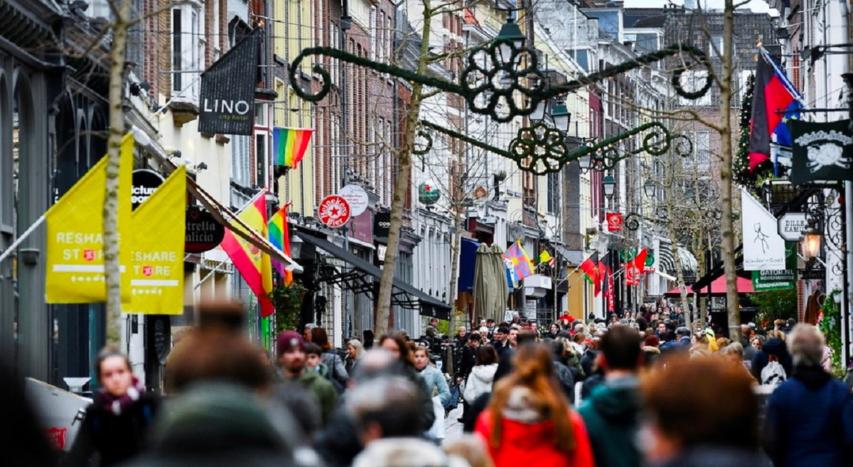 Países Bajos anuncia estricto bloqueo navideño por COVID-19