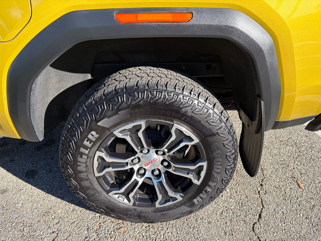 Vehicle thumbnail 13