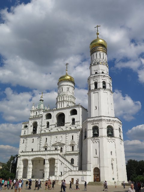 RUSIA LOW COST: Una semana entre S. Petersburgo y Moscú - Blogs de Rusia - DIA 7: Armería, Catedrales del Kremlin y Cementerio de Novodevichy (4)