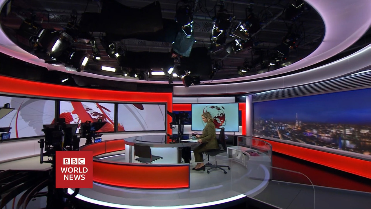 12.26 - 02.00.00 - BBC World News. International news from the Britis....ts_snapshot_07.10.364