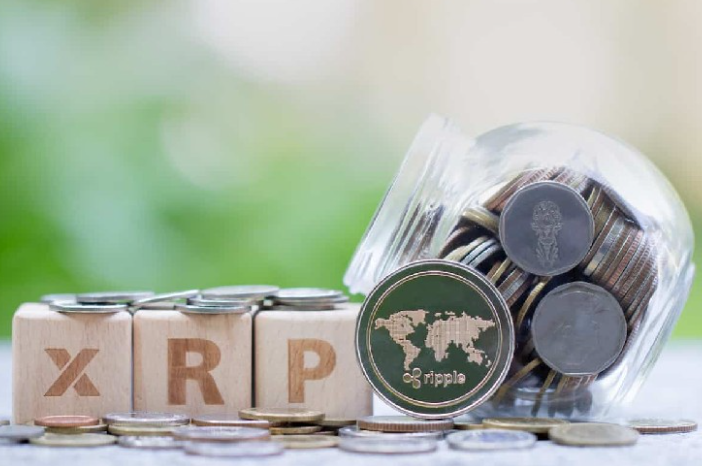 card image Открытый интерес и ставка финансирования фьючерсов XRP