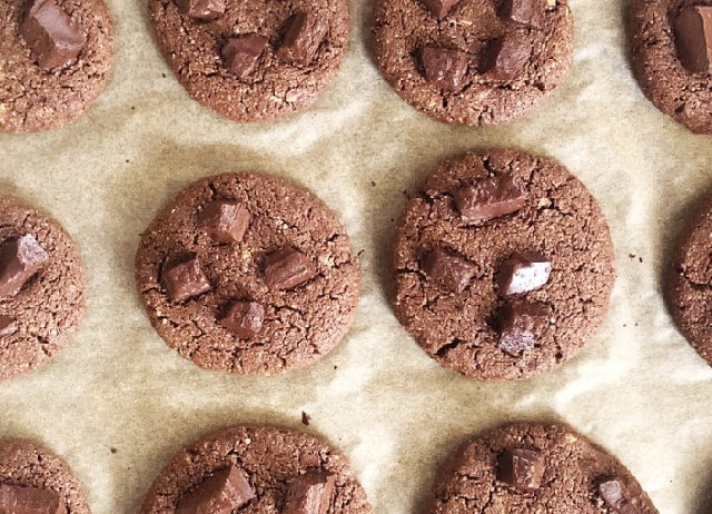 DOUBLE CHOCOLATE CHUNK COOKIES