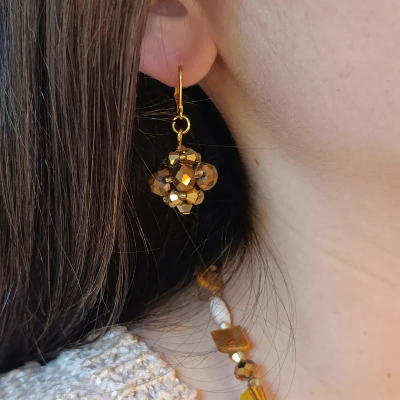 Bijou elegante para elevar cualquier look