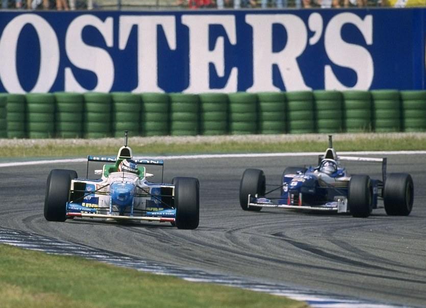 394EFAAE00000578-0-image-m-49_1476199867235