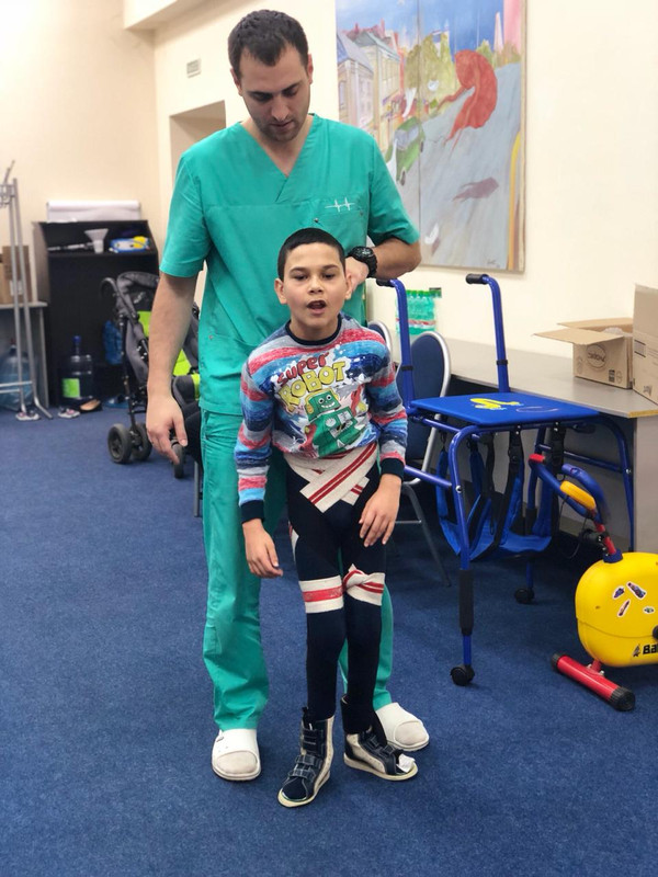 36D757D0-161D-48F0-BCA3-7D5A26C14D8B