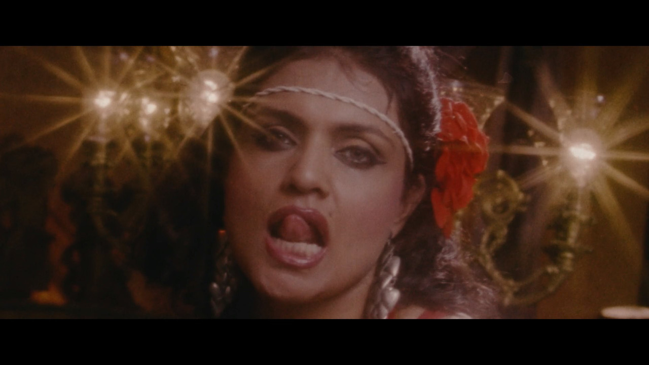 Miss.Lovely.2012.1080p.NF.mkv_snapshot_01.50_[2021.07.14_11.02.22]