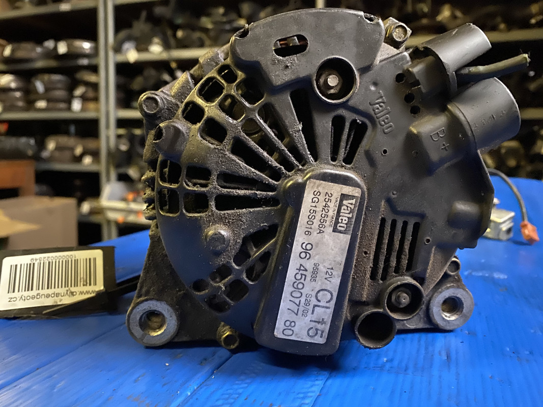 D4C059A6-52A9-4AAB-A3B0-FE21CA009BDD (