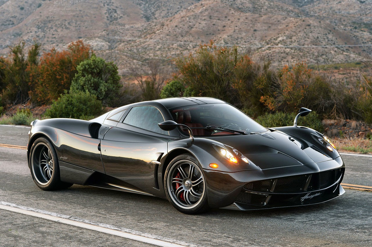 2014 Pagani Huayra Review Photos (1)