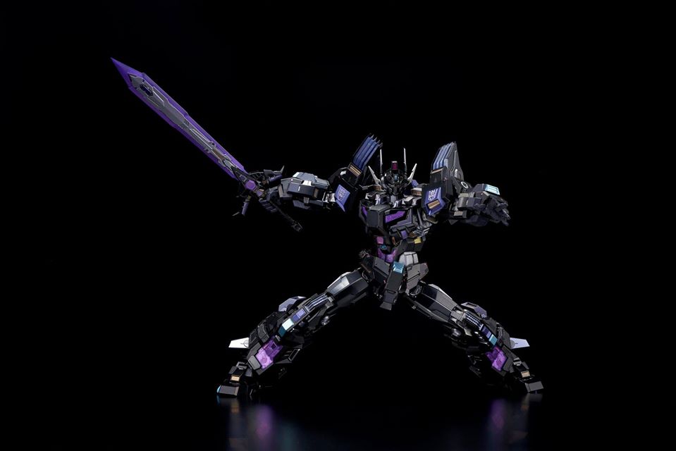 Kuro-Kara-Kuri-Dark-Star-Saber-06