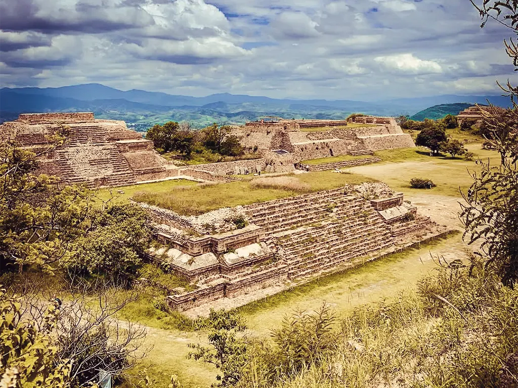 Monte-Alban-03