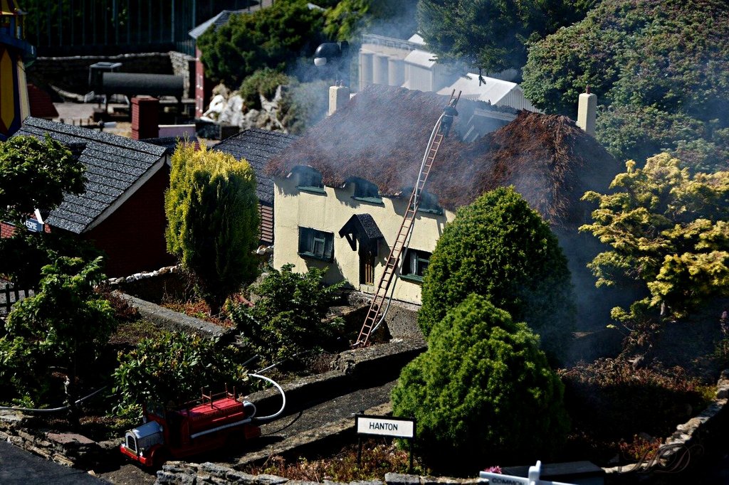 bekonscot-model-village-8-HD.jpg