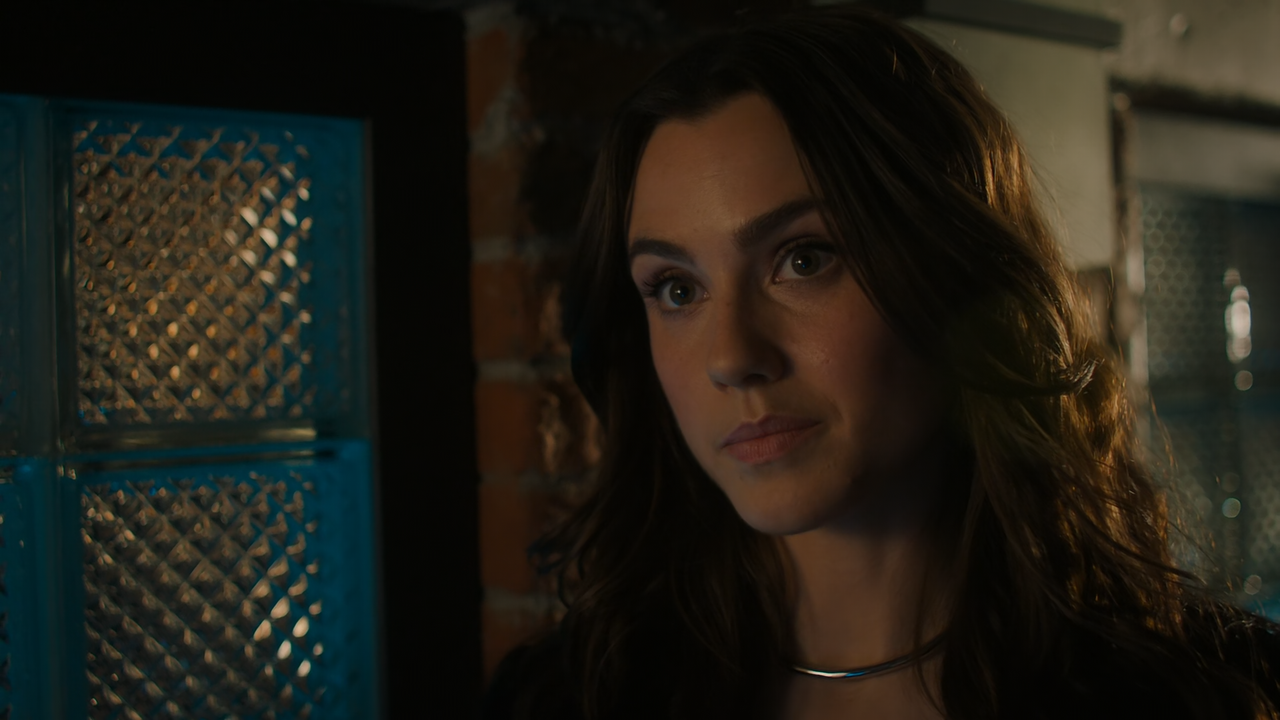 Charmed.(2018).S03E06.Private.Enemy.No.1.1080p.10bit.AMZN.WEB-DL.DDP5.1.HEVC-Vyndros.mkv_snapshot_09