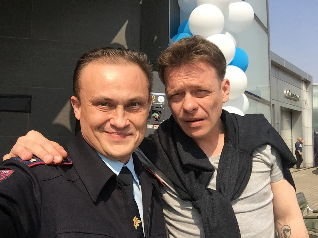 7898E7CE-736F-4E9F-9664-1FF25977BDF7