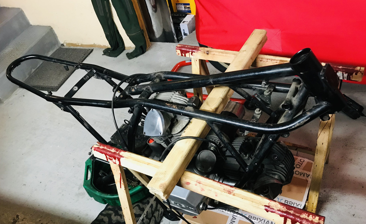 9DDCFF2B-7D78-49FD-A015-ED5B574D33BF