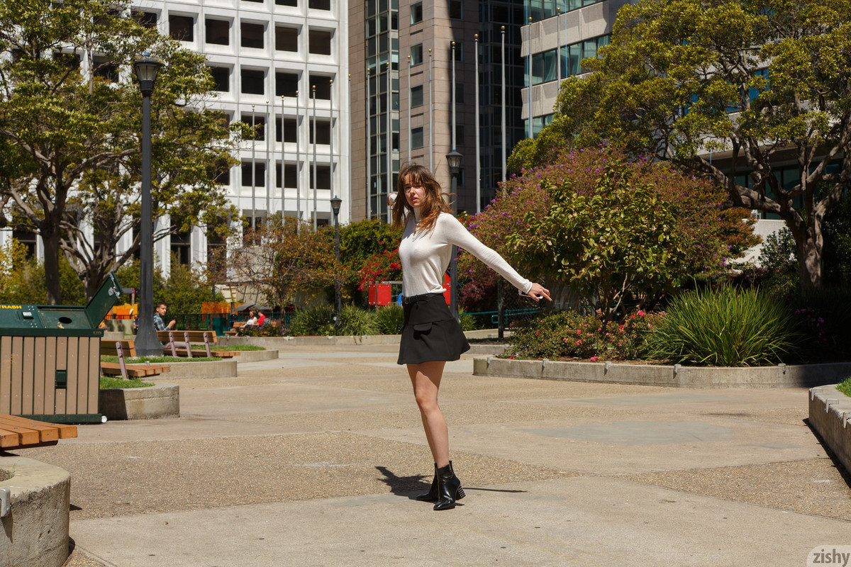 full_026_4626125952142523