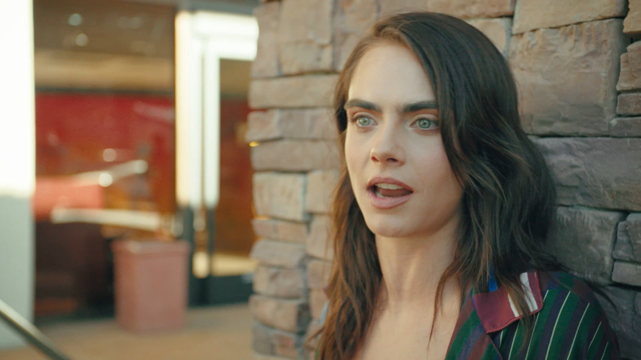 Planet Sex with Cara Delevingne_20230130_23250010.ts_snapshot_10.57.800