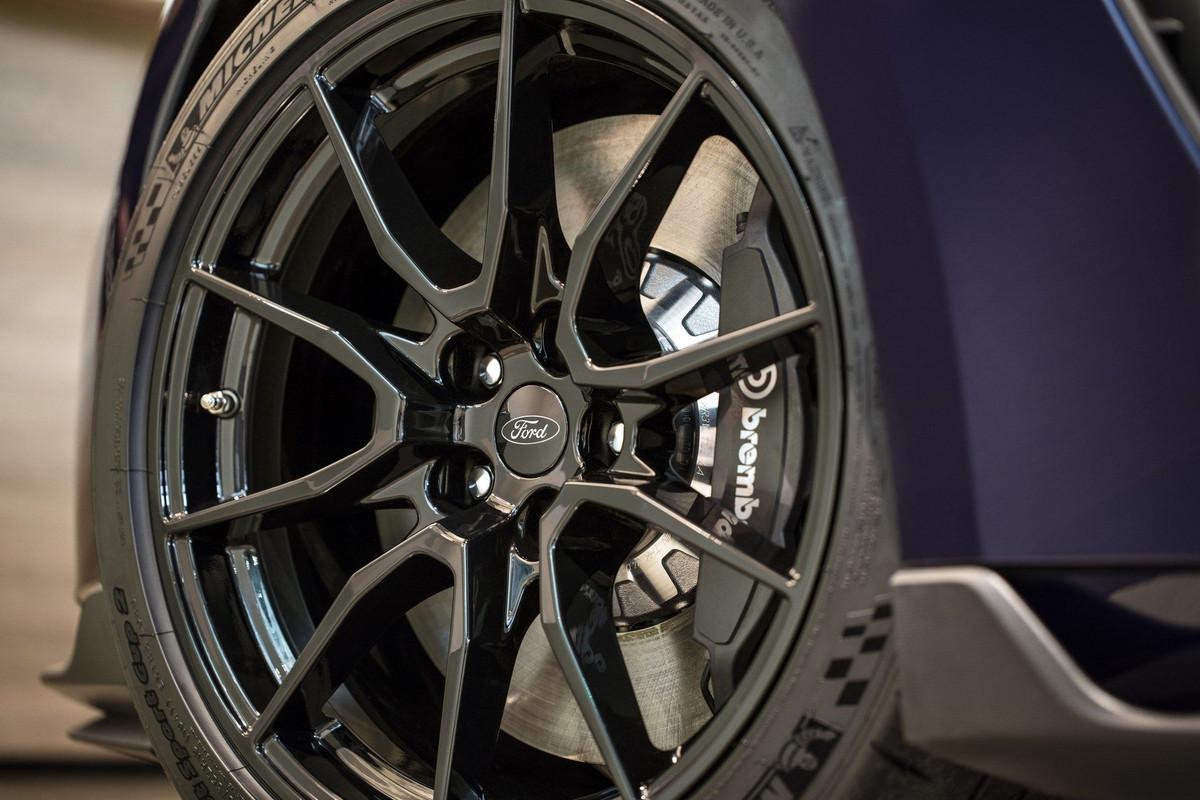 2019 Ford Mustang Shelby GT350 (9)