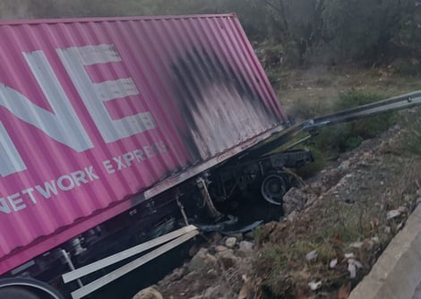 9b353e04-f2d5-4e69-9da8-f05f174180b3