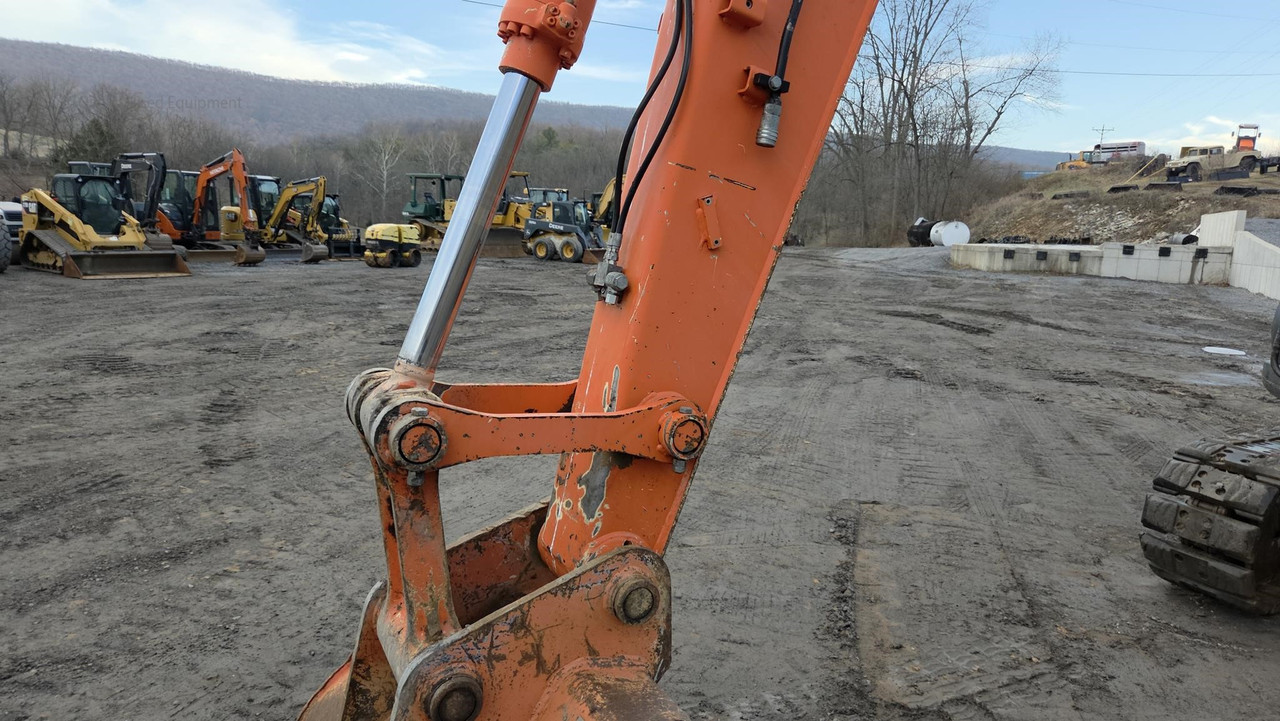 Vehicle thumbnail 46