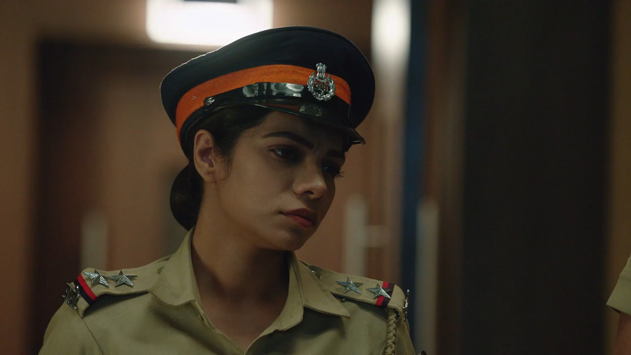 Bisaat: Khel Shatranj Ka (2021) Season 1 [Hindi + Tamil + Telugu] WebRip 480p 720p ESub - Complete Screenshot