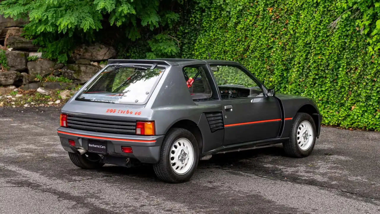 peugeot-205-t16-1984.webp