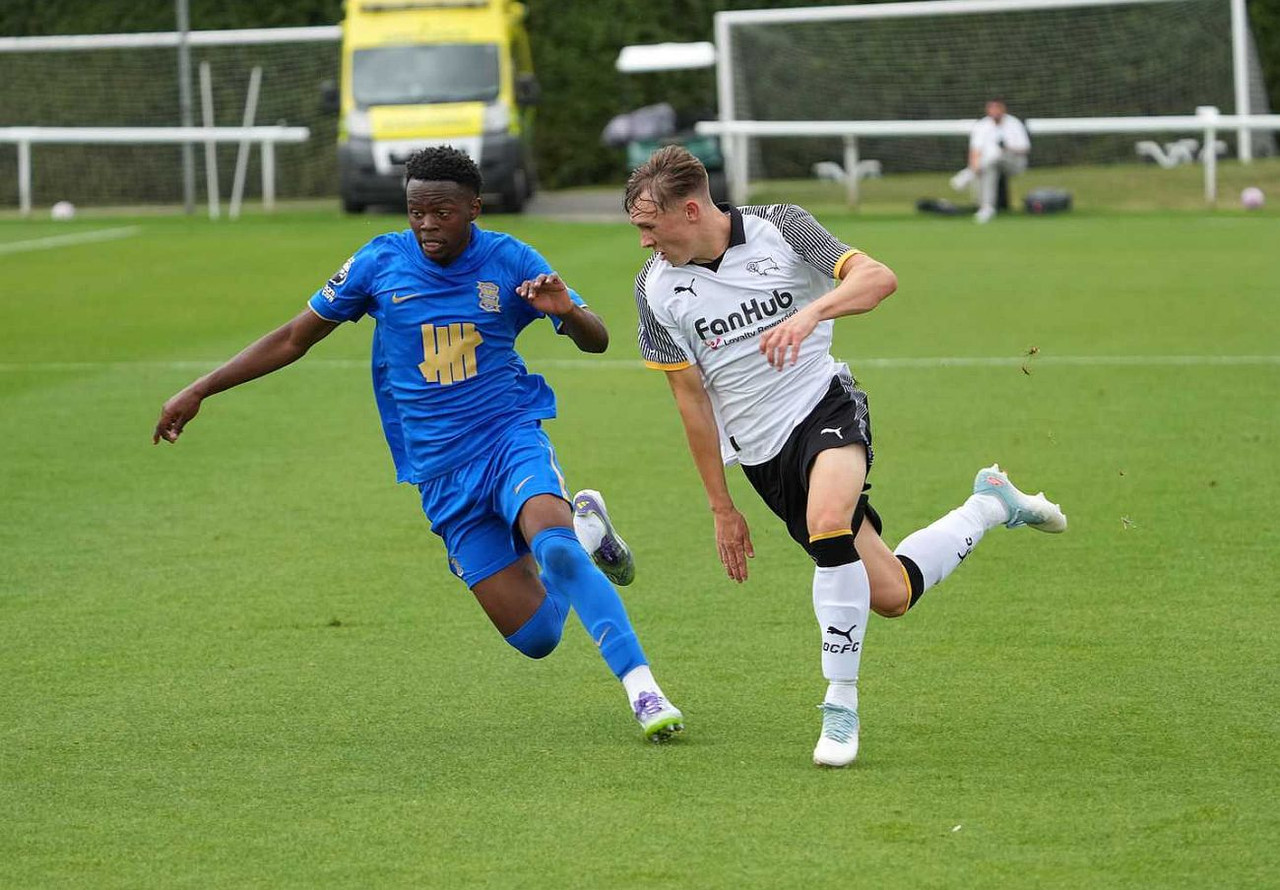 Nhận định, soi kèo Birmingham City F.C vs Derby County, 19h30 ngày 26/12 