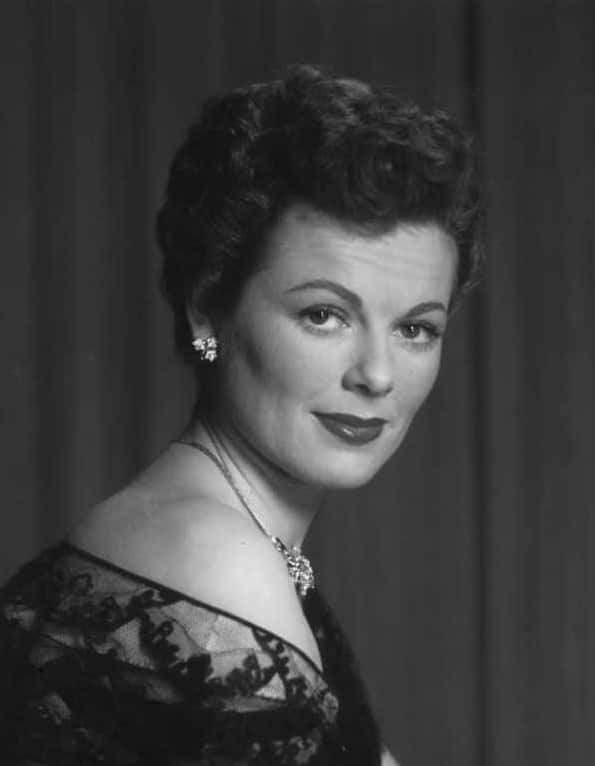 barbara_hale_a44