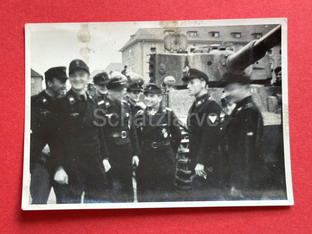 Foto a Nl Kageneck H s Pz Abt 503 Tiger Panzer Besatzung 1944 1