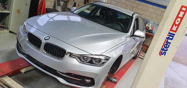 BMW8