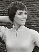 julie-andrews-md55