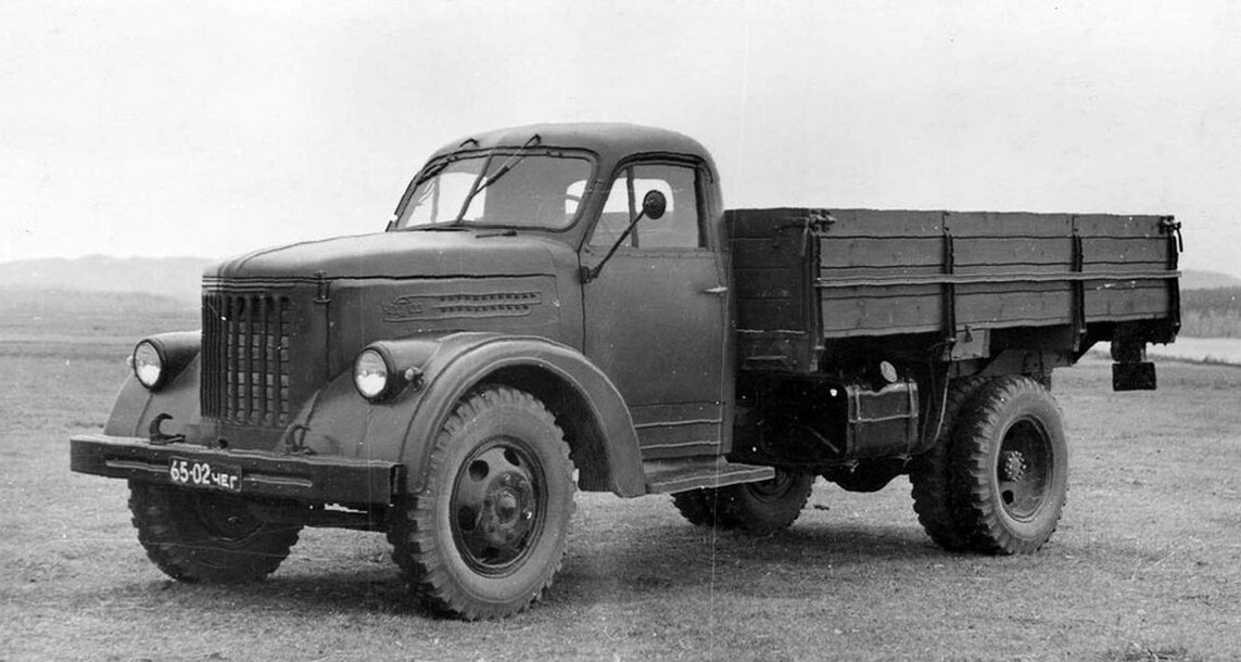 УралЗиС-355М (1958-65)