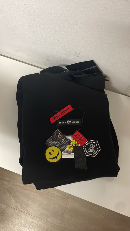 7405E170-CC03-4366-9747-CAC27422C059