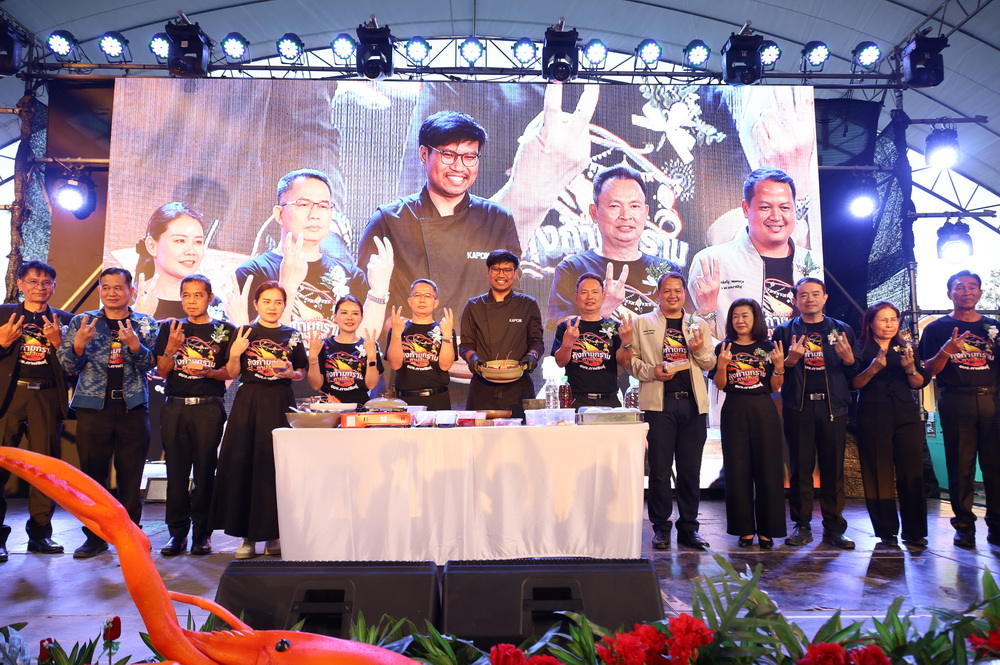 20251226adfeadf6f8c50a50605d6e774ef22c18205751