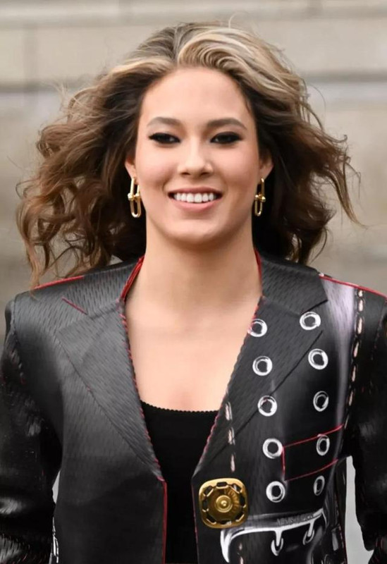 86753C94-3BA4-4F38-B9CF-82D8CBE3B310