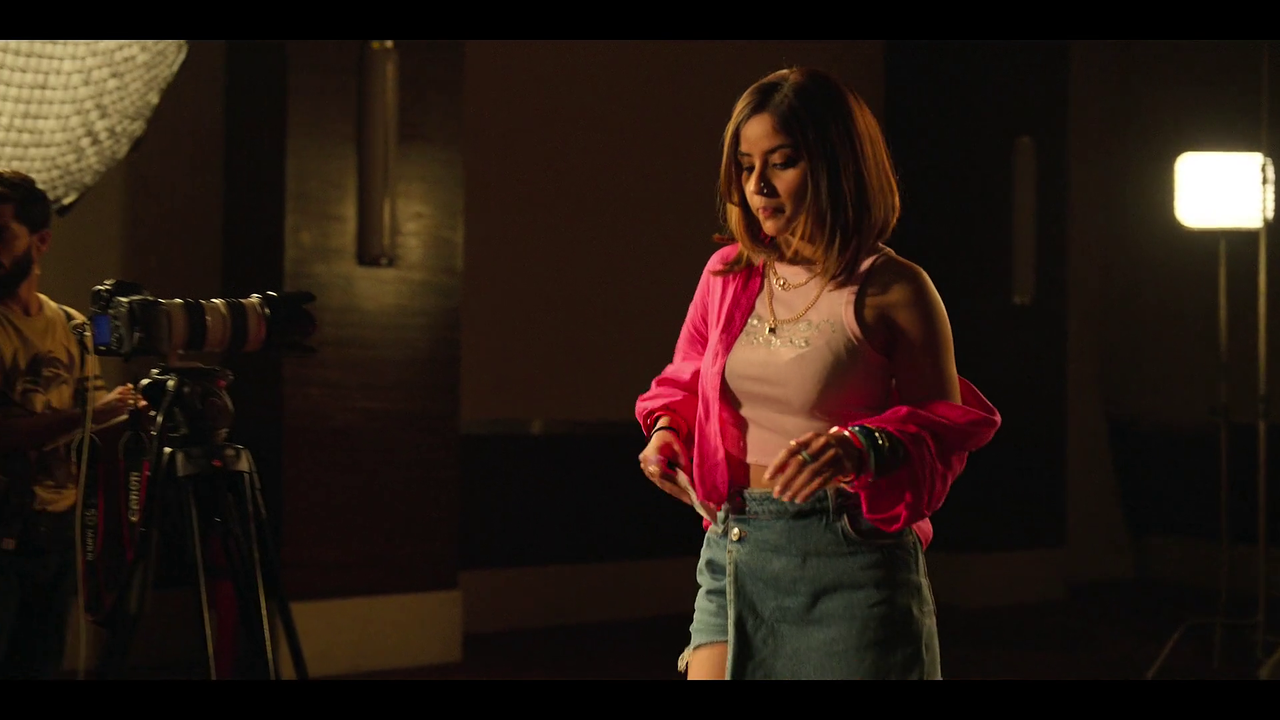 vlcsnap-2023-12-16-02h38m35s938