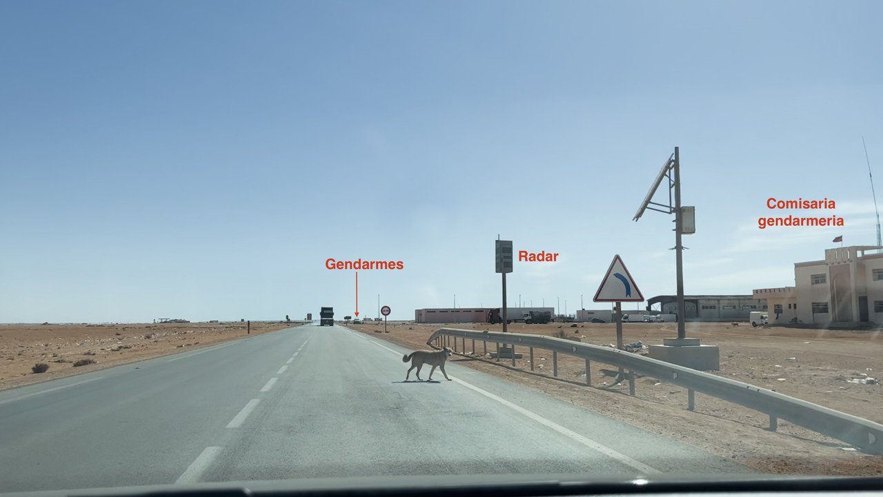 El Sahara Occidental - Blogs de Marruecos - Carreteras, Gendarmería y Estaciones de Servicio (22)