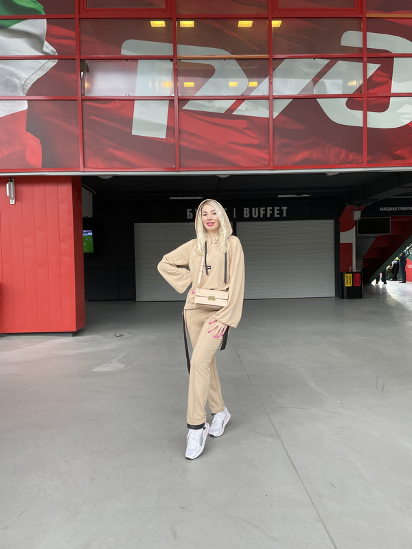 11B9971E-C1FF-423F-ABC8-502D4D78C103