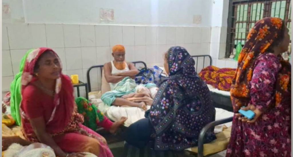 আহত ব্যক্তি হাসপাতালে চিকিৎসাধীন