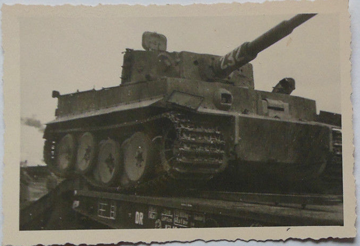 Panzer Manöver & Kaserne 12 photos Wehrmacht Tan