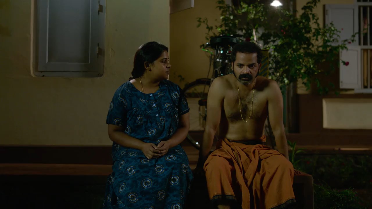 Somante Krithavu 2023 WebRip [Tamil + Malayalam] 480p, 720p ESub Screenshot