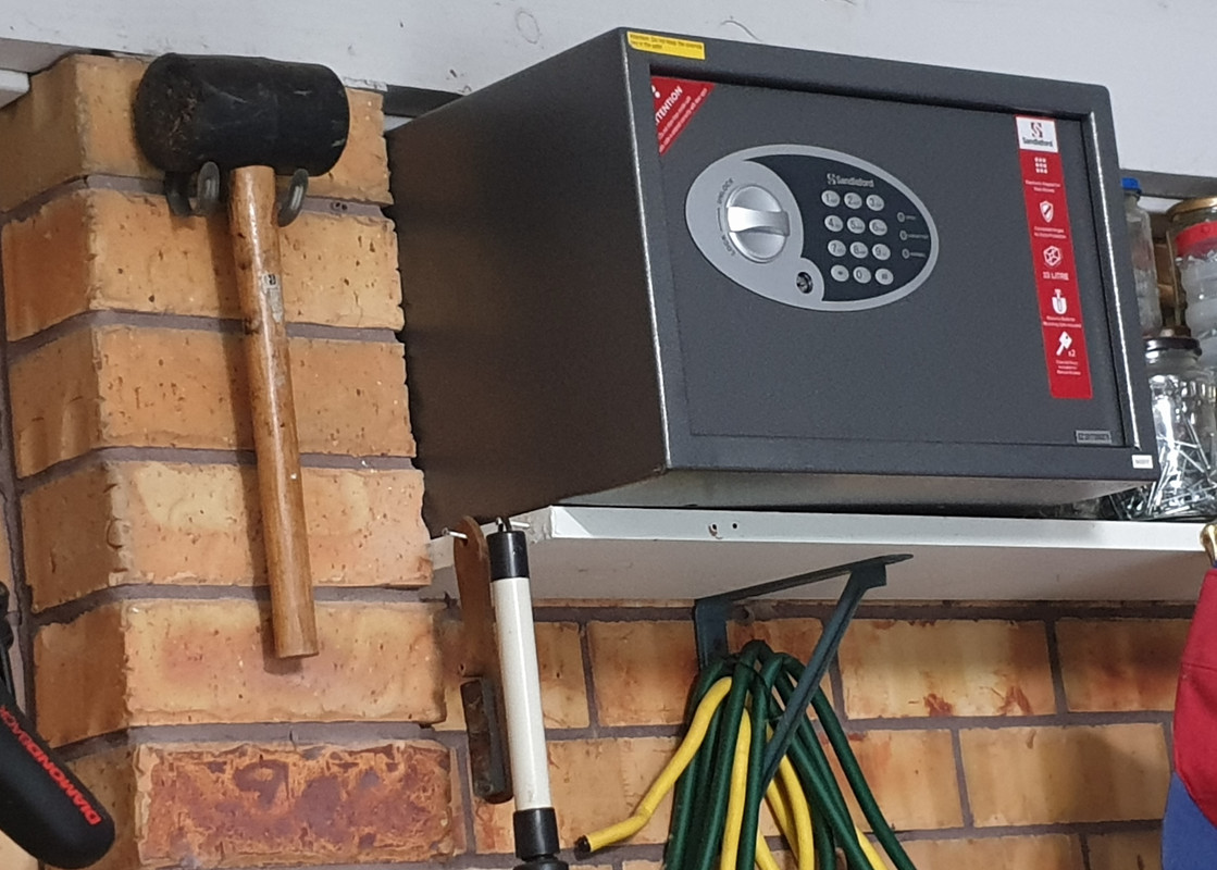 Sandleford safe not working Home