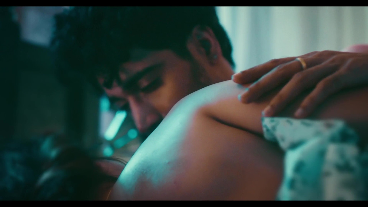 vlcsnap-2025-04-16-23h10m25s198