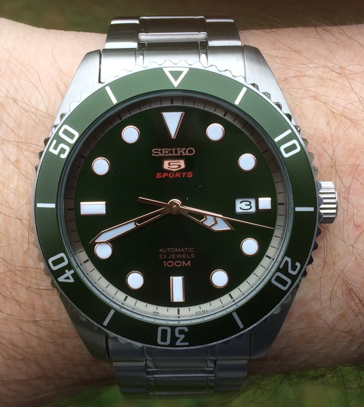 AAD1FA75-DB47-438B-810F-F8DFA9BA5A04