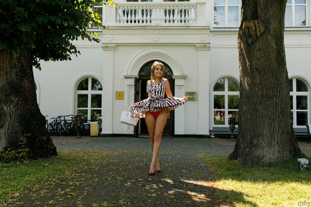 full_048_2482135635055053